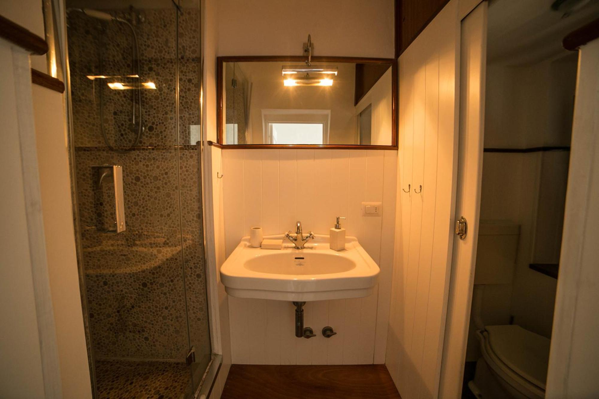 ガリポリ 4 Balconi House-San Gregorio Palazzo Unico Vista Mareヴィラ エクステリア 写真