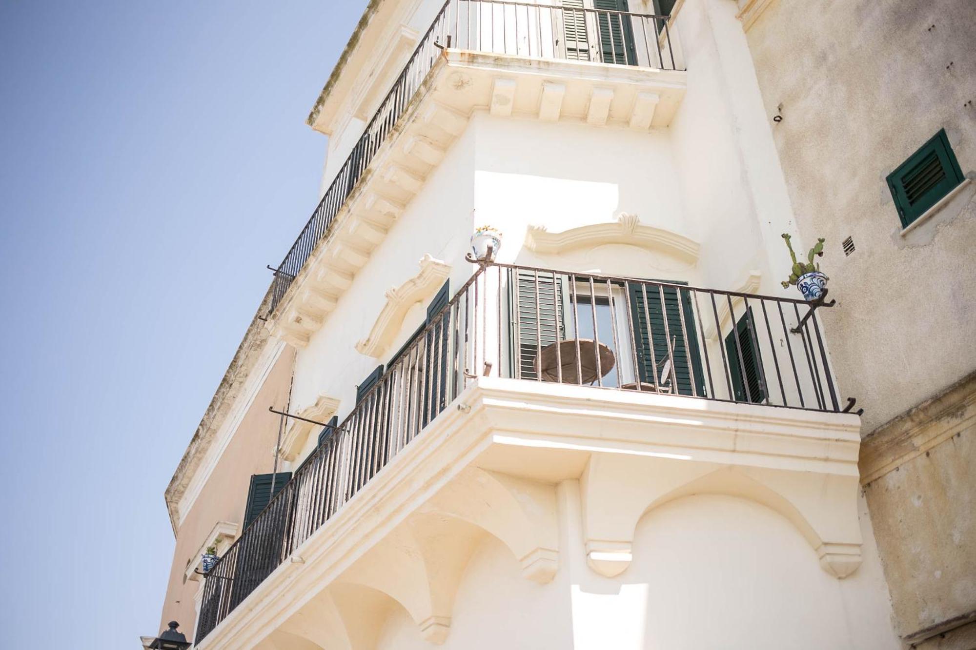 ガリポリ 4 Balconi House-San Gregorio Palazzo Unico Vista Mareヴィラ エクステリア 写真